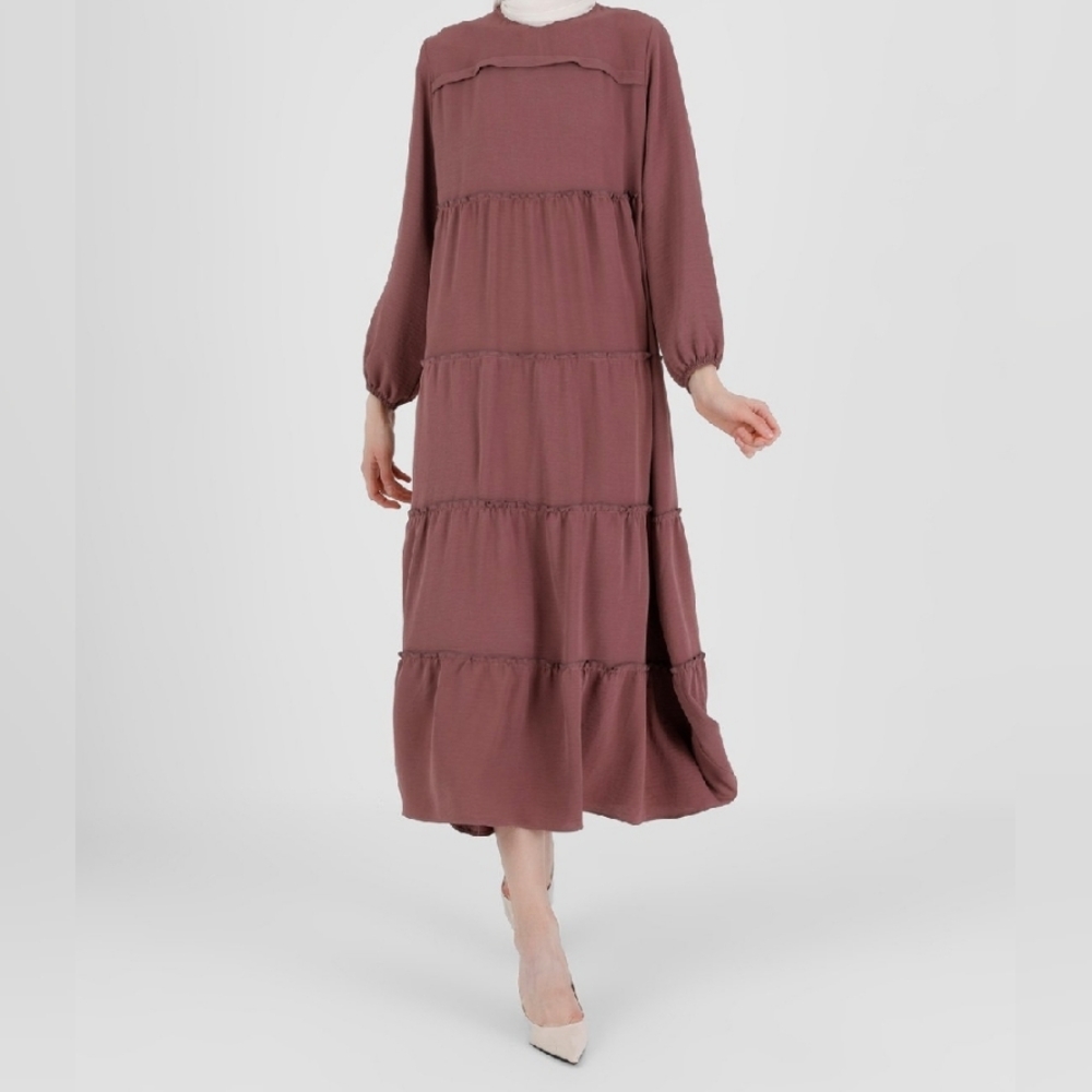 Like New Stylish Dress, perfect for any occasion!